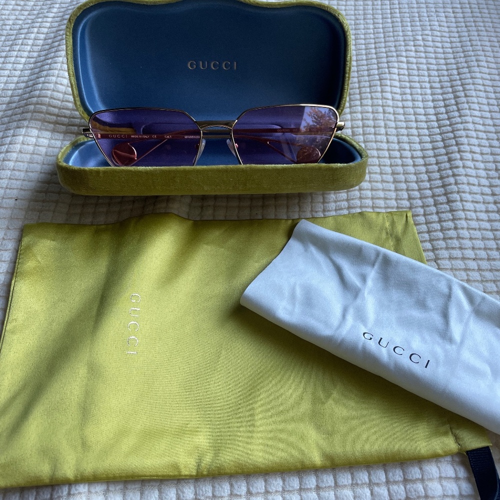 Gucci sunglasses